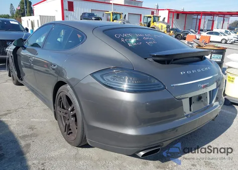 2013 Porsche Panamera 4 z USA, uszkodzony, nr VIN WP0AA2A72DL012387